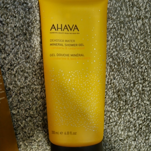 Ahava Mineral Shower Gel - Picture 2 of 2